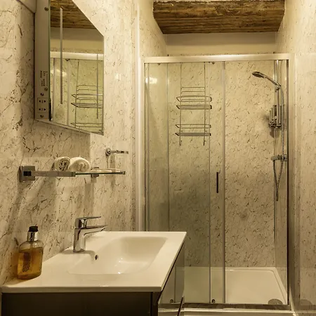 The Dragon At By Oyo Bedale