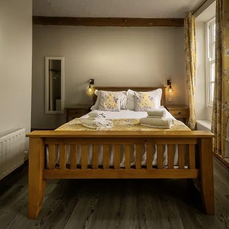 The Dragon At By Oyo Zajazd