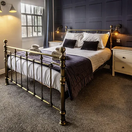 The Green Dragon At Bedale By Oyo Inn 3*