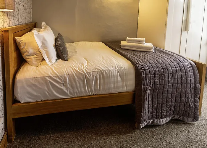 The Dragon At By Oyo 3*