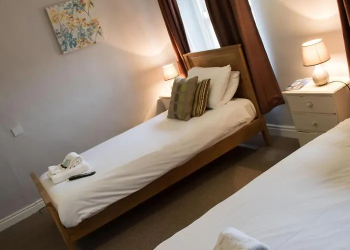 The Dragon At By Oyo 3*